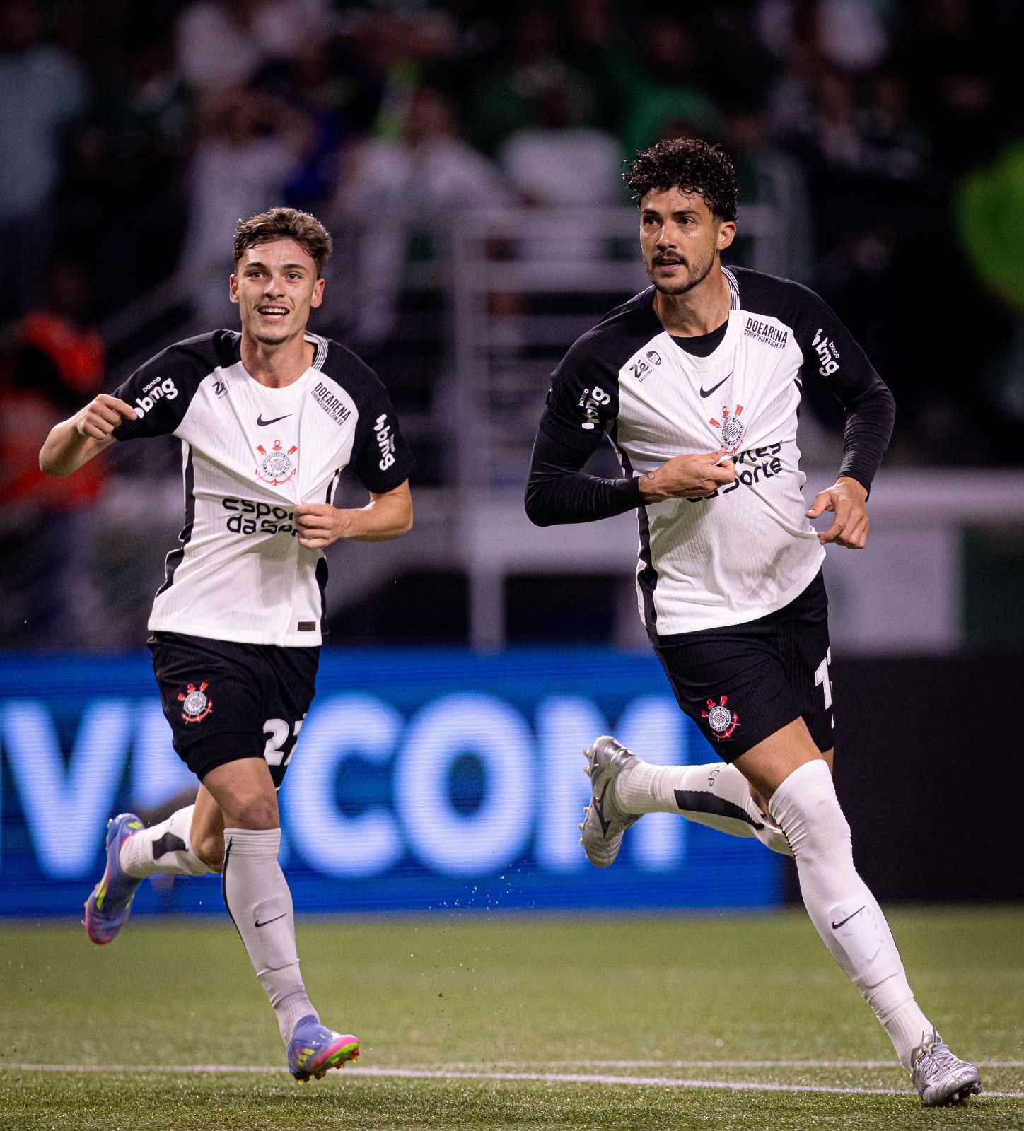 Corinthians sinaliza interesse em renovar com zagueiro titular; veja detalhes