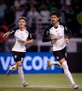 Gustavo Henrique brilhou na vitória do Corinthians contra o Palmeiras