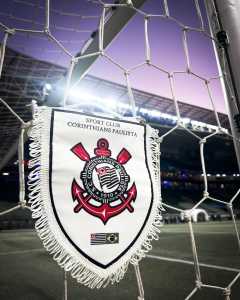 Corinthians acertou o empréstimo de dois laterais do clube