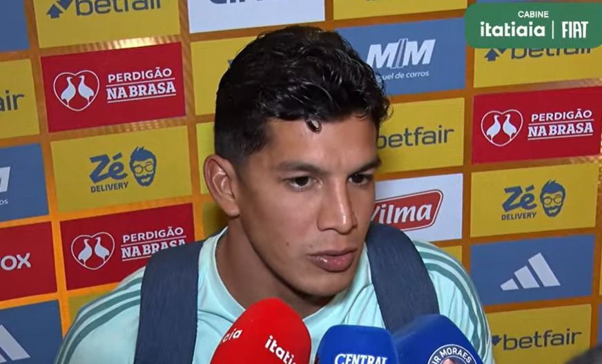Romero se irrita com arbitragem em derrota para o Santos: 'Talvez o Cruzeiro incomode'