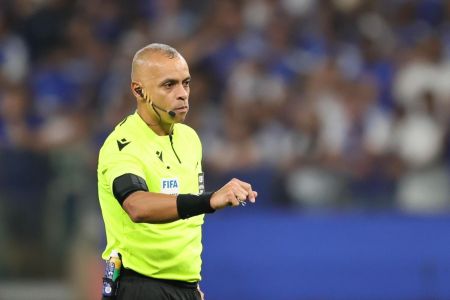 Wilton Pereira Sampaio durante a partida entre Cruzeiro e Santos