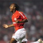 Com passagens por Flamengo e Inter, Andrezinho revela torcida na Libertadores