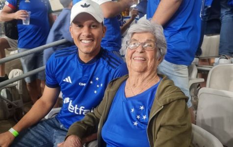 Dona Petrina Antunes, de 108 anos, encontrou o ex-volante Henrique na derrota do Cruzeiro para o Santos