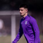 Perto de deixar o Corinthians, Léo Mana acompanha Criciúma x Athletico-PR