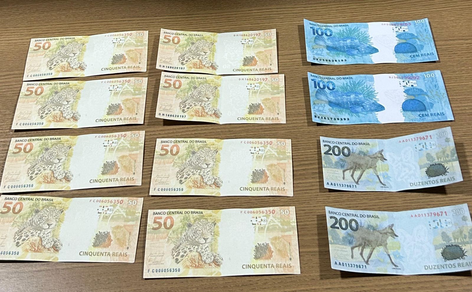 Homem recebe R$ 1 mil em cédulas falsas pelo correio
