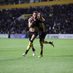 Criciúma provoca Athletico-PR nas redes sociais após virada: 'Só um ventinho'