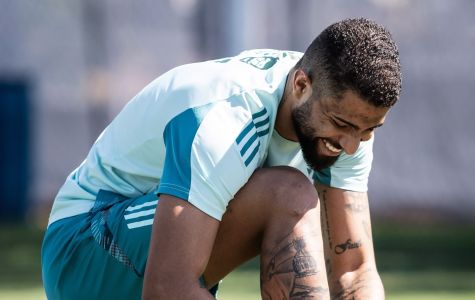 João Marcelo, zagueiro do Cruzeiro, durante treinamento
