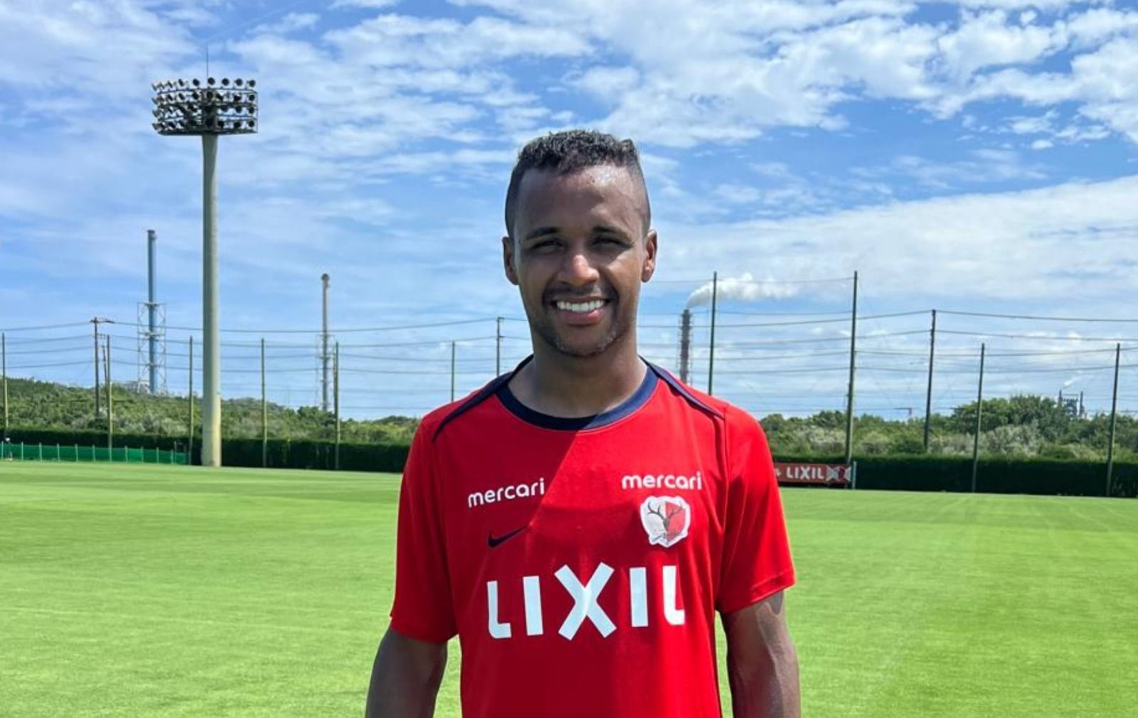 Ex-Cruzeiro troca clube em que é ídolo por maior campeão do Japão