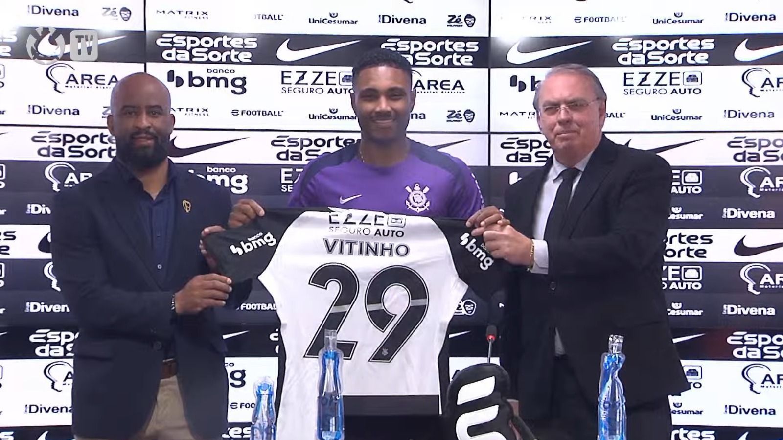 Vitinho lamenta lesões no Corinthians e abre o jogo sobre data de estreia