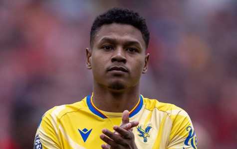 Matheus França, na mira do Cruzeiro, em ação pelo Crystal Palace