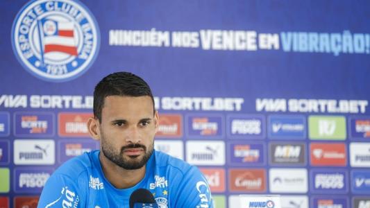 Atacante Willian José durante entrevista coletiva nessa quarta-feira (13)