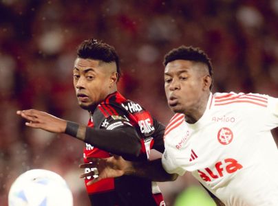 Flamengo venceu o Inter por 1 a 0 com gol de Bruno Henrique (à esquerda)