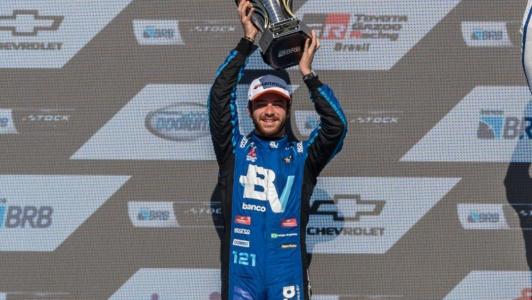 Piloto da Stock Car, Felipe Baptista abre o jogo sobre falhas mecânicas na categoria, mas faz ponderação