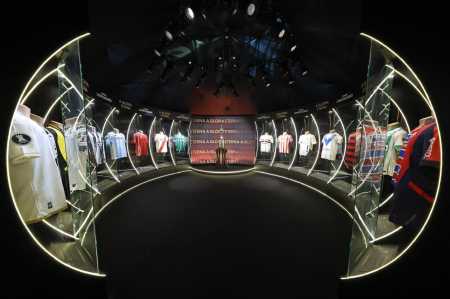 Troféu da Copa Libertadores ficará exposto, até o próximo domingo (17), no BarraShopping, no Rio de Janeiro
