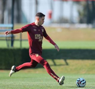 Juan Felipe Aguirre está com um problema no pé e desfalca o Athletico-PR