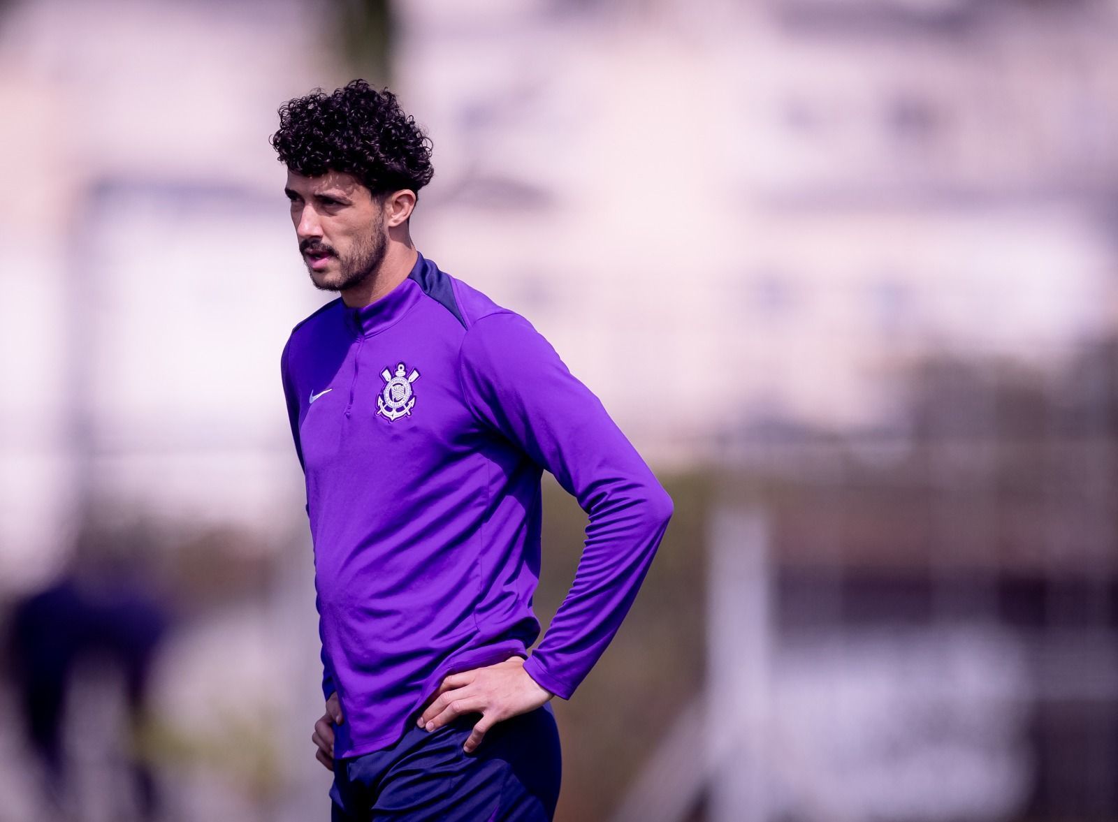 Corinthians se aproxima de acordo para renovar com Gustavo Henrique