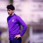 Corinthians se aproxima de acordo para renovar com Gustavo Henrique