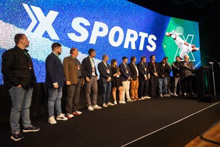Time da Xsports em evento de apresentação do novo canal