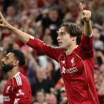 Liverpool vive drama, mas vence Bournemouth em estreia na Premier League