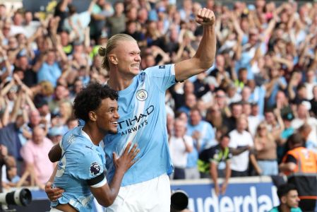 Haaland marcou dois na vitória do City pelo Inglês
