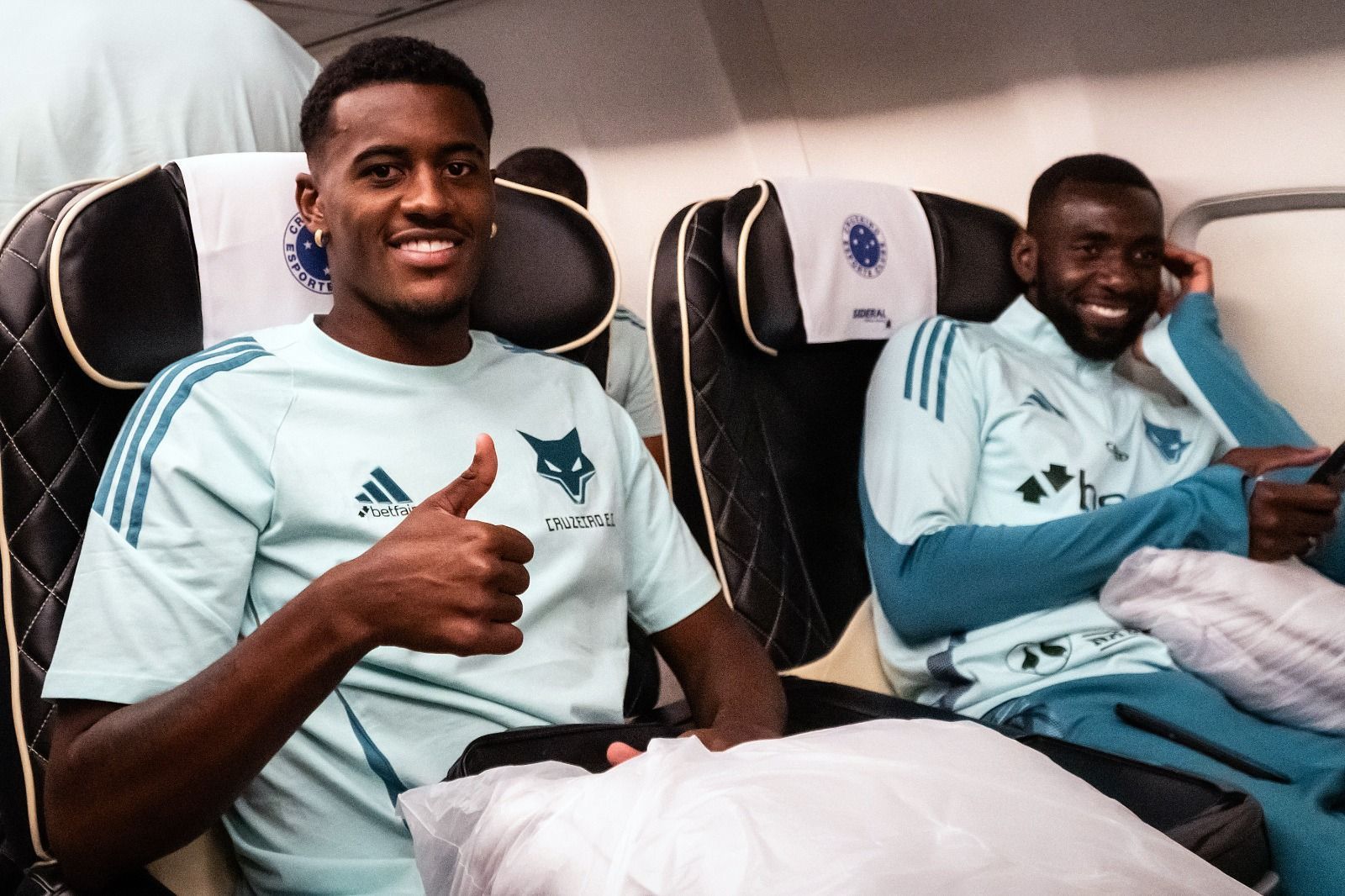 Zagueiro da base do Cruzeiro é relacionado e pode fazer estreia contra o Mirassol