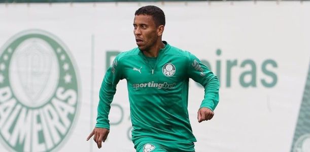 Marcos Rocha em treino do Palmeiras