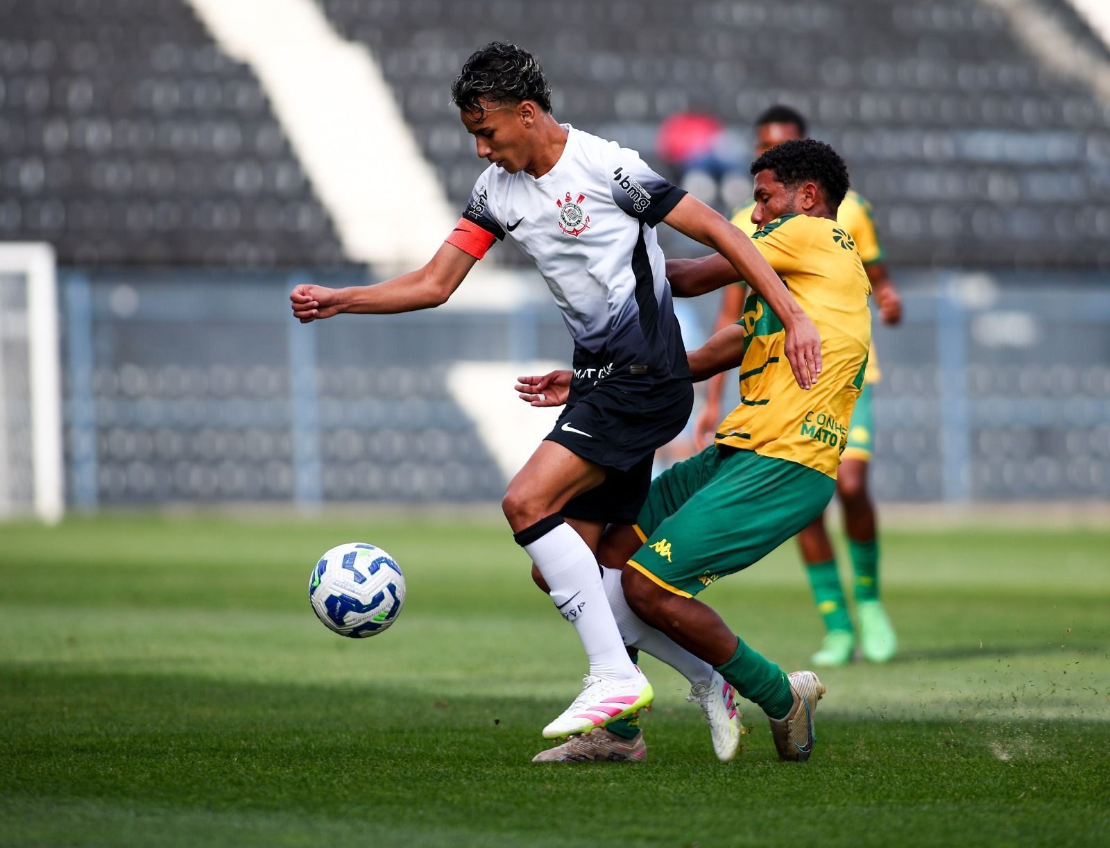 Corinthians acerta renovação contratual de Gui Amorim; veja detalhes