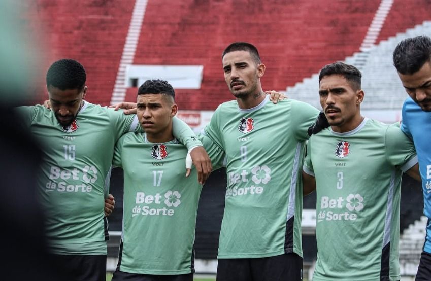 Quem é melhor? Atacante da Série D polemiza e se compara a Gabigol, Hulk e Neymar