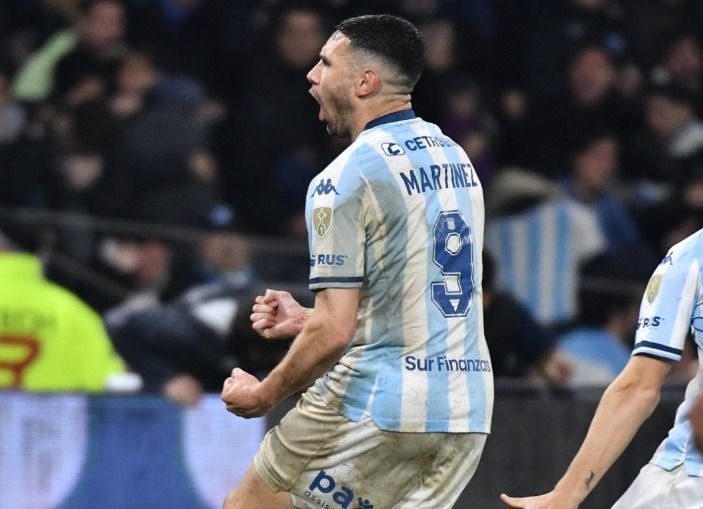 Racing marca no último lance, despacha o Peñarol e vai às quartas da Libertadores