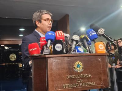 Senador Randolfe Rodrigues admite fracasso do governo na CPMI do INSS, com a perda da presidência para a oposição