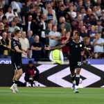 Paquetá marca golaço, mas Chelsea goleia West Ham com brilhos de João Pedro e Estêvão