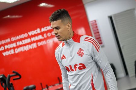 Richard, ex-Cruzeiro, deve ser titular do Inter