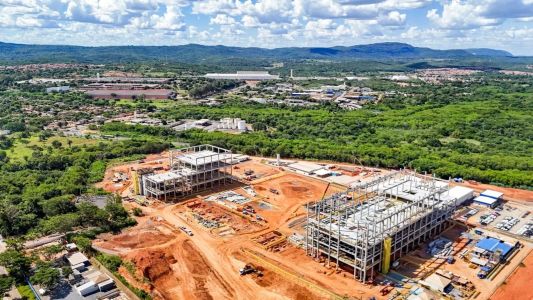 Canteiro de obras da expansão da fábrica da Novo Nordisk em Montes Claros