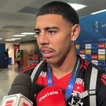 Herói do Flamengo é sincero sobre cavadinha: ‘Nem sei o que passou na minha cabeça’