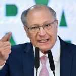 'Não há relação entre julgamento de Bolsonaro e tarifas dos EUA', diz Alckmin
