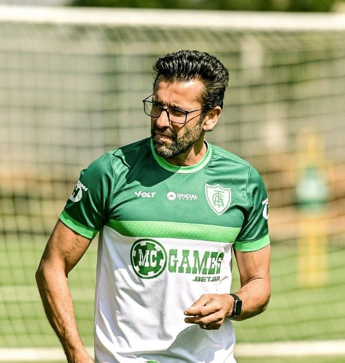América tem série de desfalques para duelo com Avaí pela Série B; veja nomes