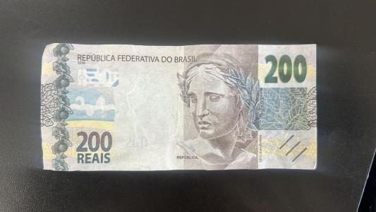 Moeda Falsa 200 Reais