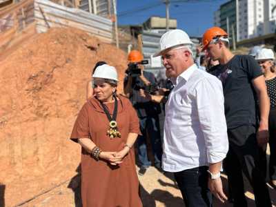 Ministra das Mulheres, Márcia Lopes, esteve em Belo Horizonte nesta quarta-feira para visitar as obras da Casa da Mulher Brasileira