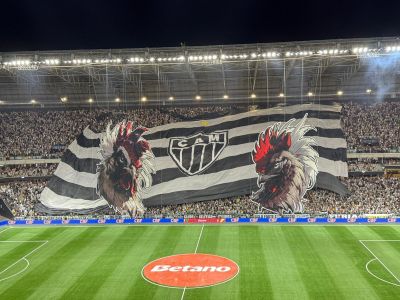 'Bandeirão' da torcida do Atlético na Arena MRV