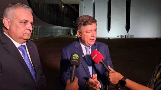 O deputado federal Alfredo Gaspar e o senador Carlos Vianna, relator e presidente da CPMI do INSS