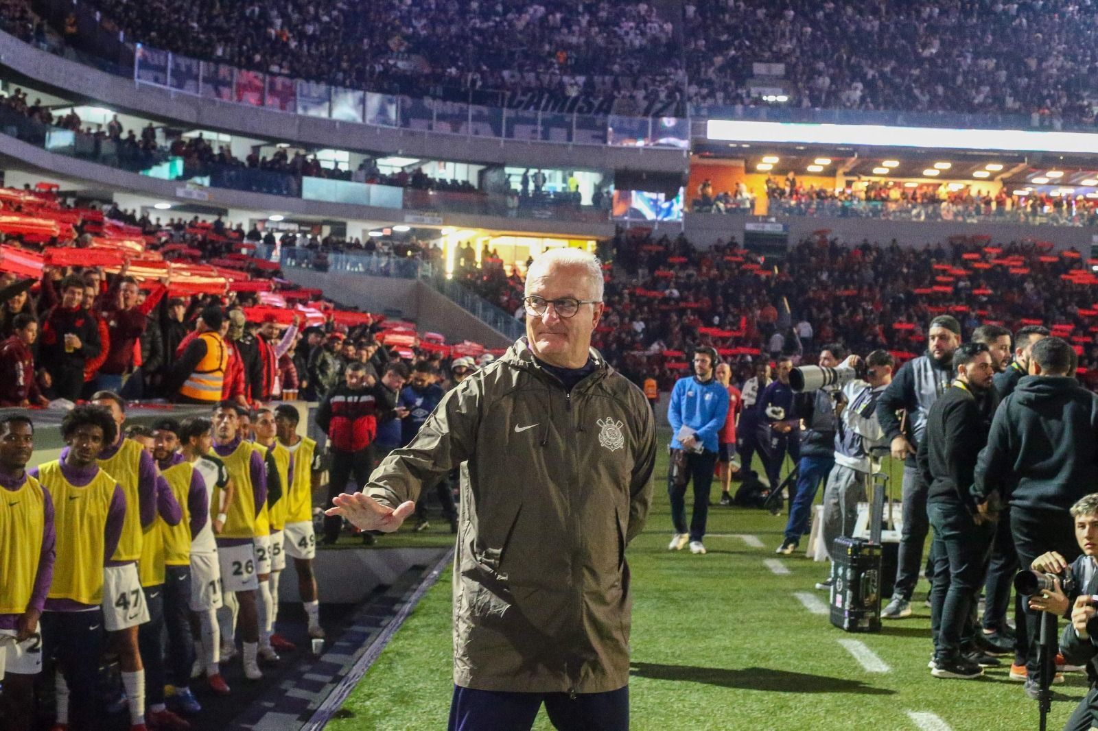 Corinthians: Dorival exalta bom momento de Gui Negão, mas faz ponderações
