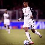 Vitinho participa de gol e se destaca em Athletico-PR x Corinthians; veja números