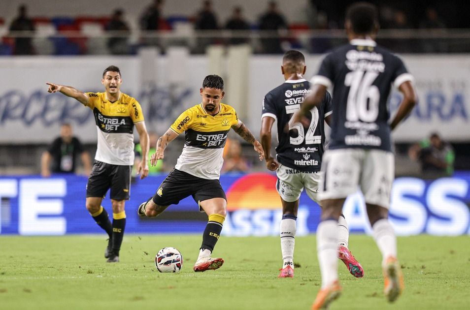 Criciúma faz de pênalti no fim, vence o Remo e se mantém no G4 da Série B