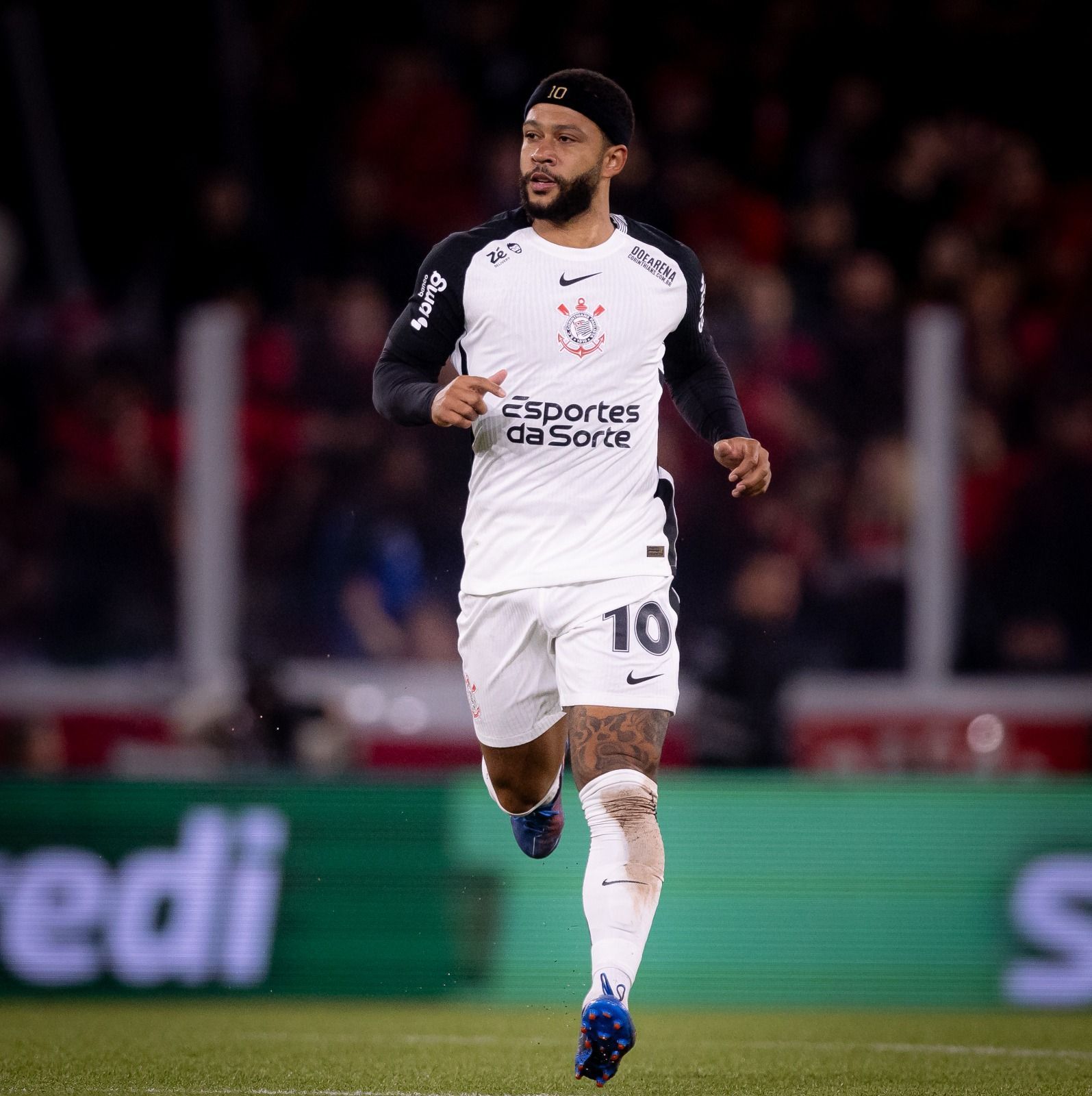 Memphis Depay, do Corinthians, é convocado pela Holanda para Eliminatórias