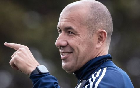 Leonardo Jardim durante treino do Cruzeiro na Toca da Raposa II
