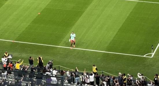 Carlos Miguel durante aquecimento na Neo Química Arena