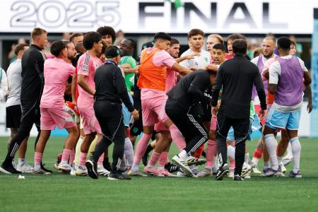 Suárez, do Inter Miami, cospe em auxiliar de equipe adversária durante confusão generalizada