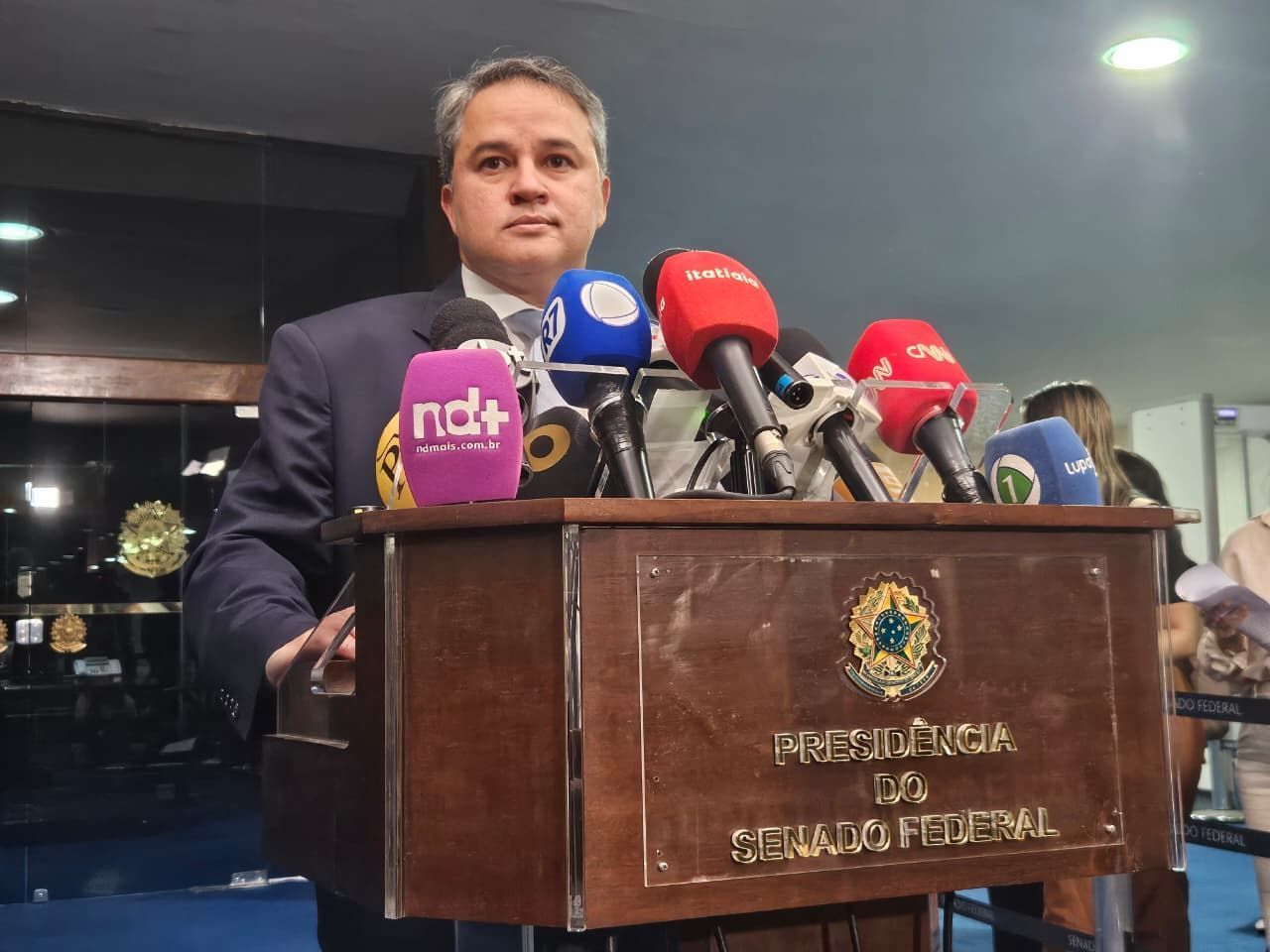 Senador Efraim Filho apresenta relatório sobre projeto do Código de Defesa do Contribuinte