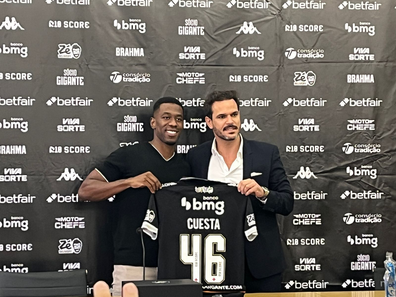 Carlos Cuesta revela se está pronto para estrear com a camisa do Vasco