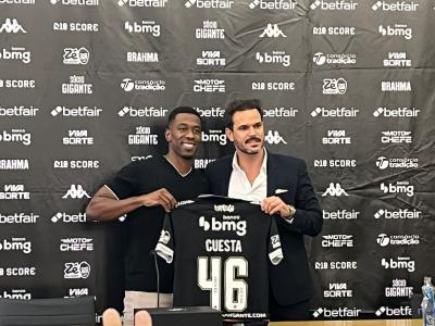 Carlos Cuesta foi apresentado oficialmente no Vasco